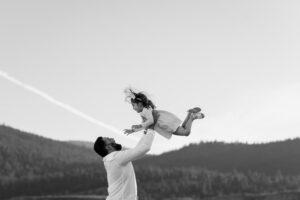 dad plays with his daughter in Penticton