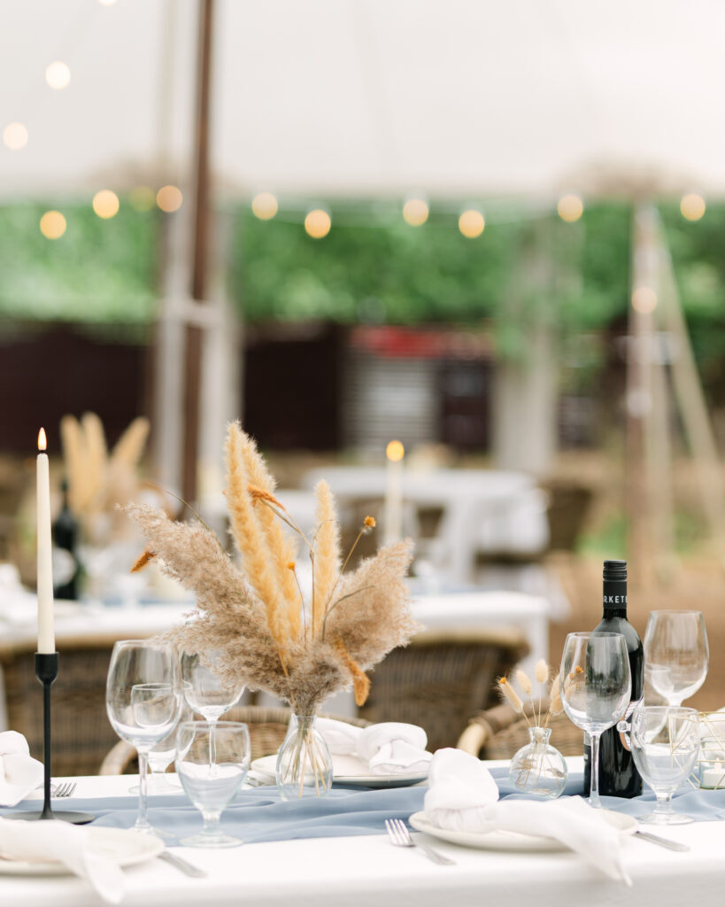 dried grass floral arrangements at a linden gardens wedding